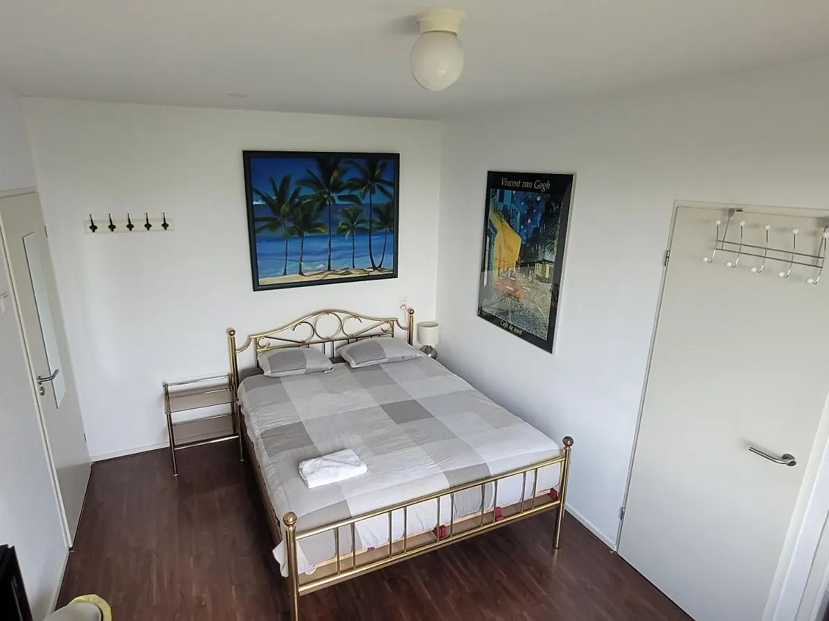 Ubytování v soukromí Sky Home Room 1 Amsterdam Nizozemsko