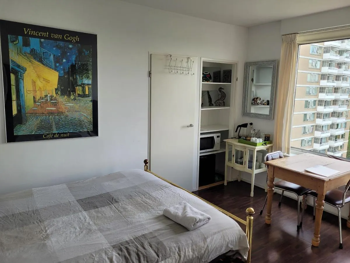 Sky Home Room 1 Amsterdam Homestay