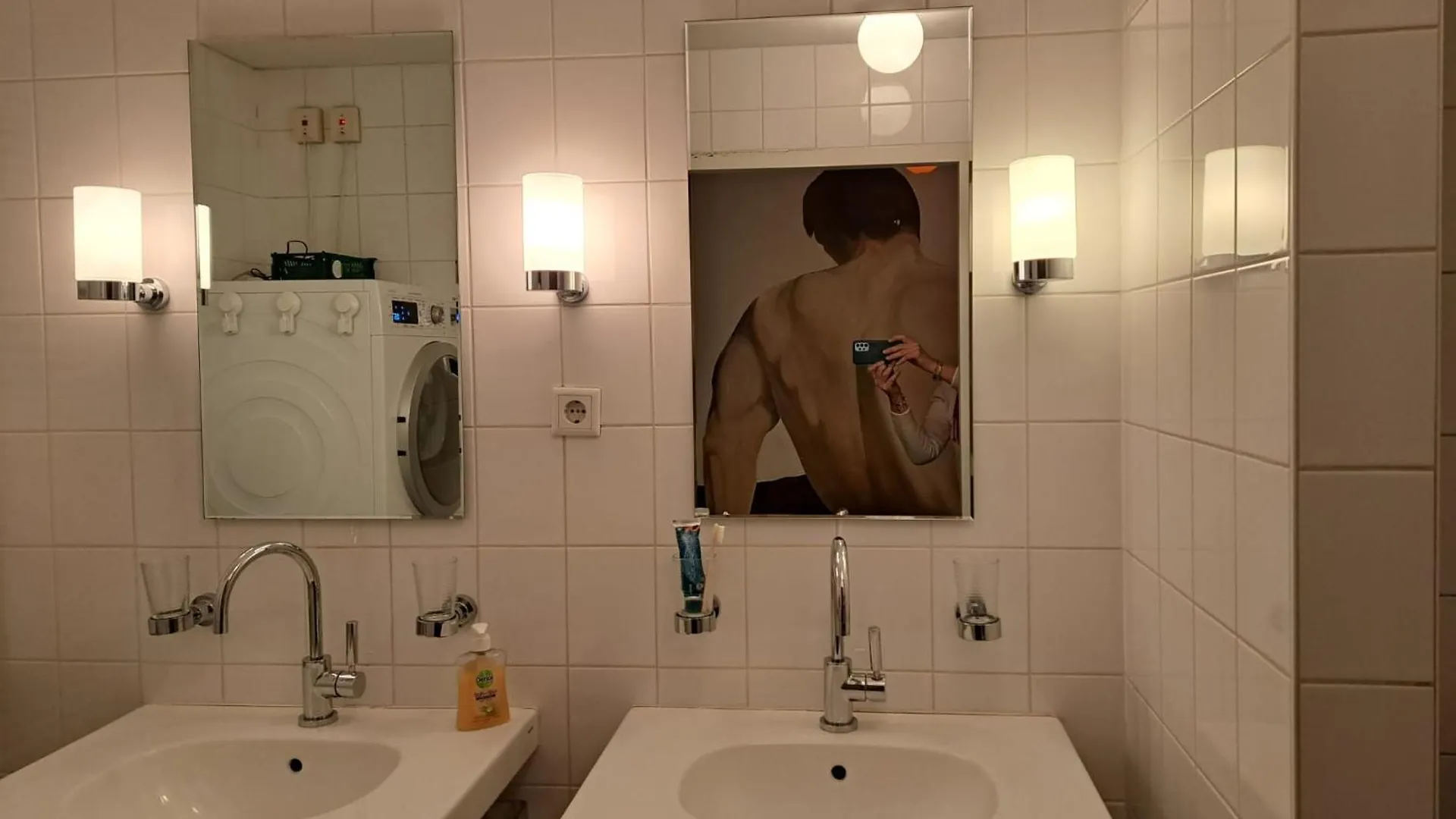 Sky Home Room 1 Amsterdam Homestay